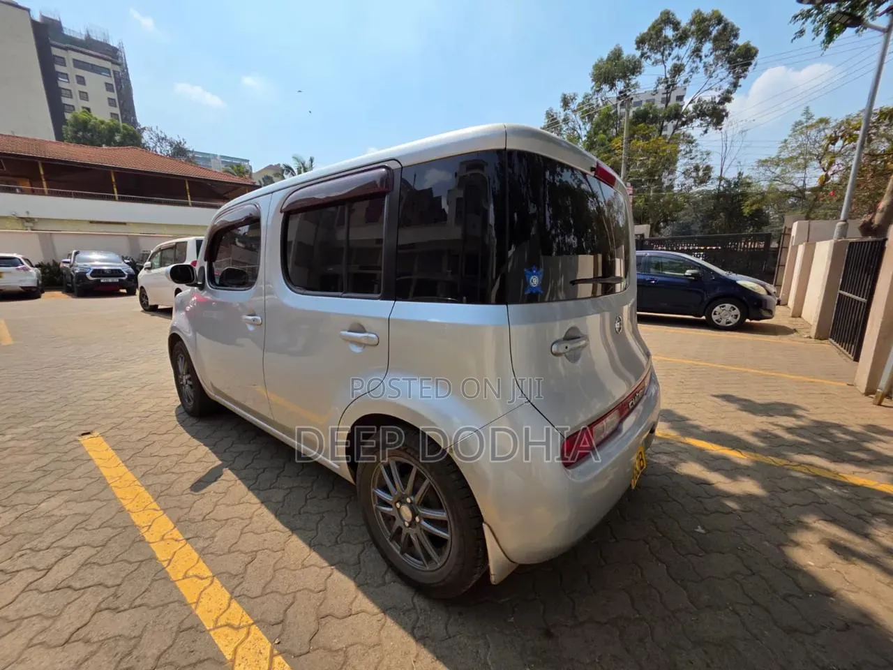 Nissan Cube 2016 Silver