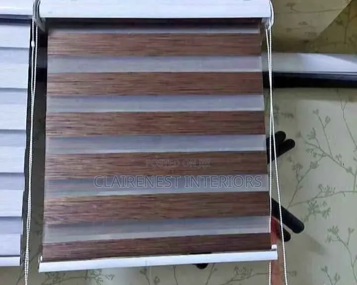 Make Your Windows the Highlight With Horizontal Office Window Blinds