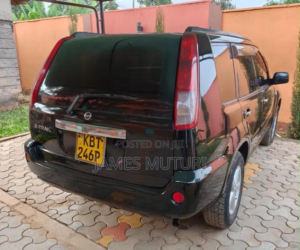 Nissan X-Trail 2006 Black