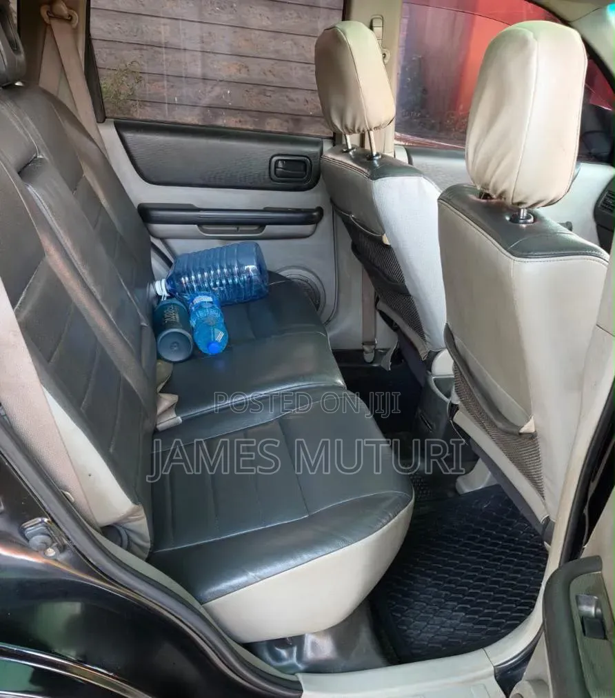 Nissan X-Trail 2006 Black