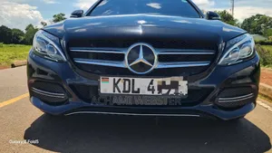 Mercedes-Benz C200 2016 Black