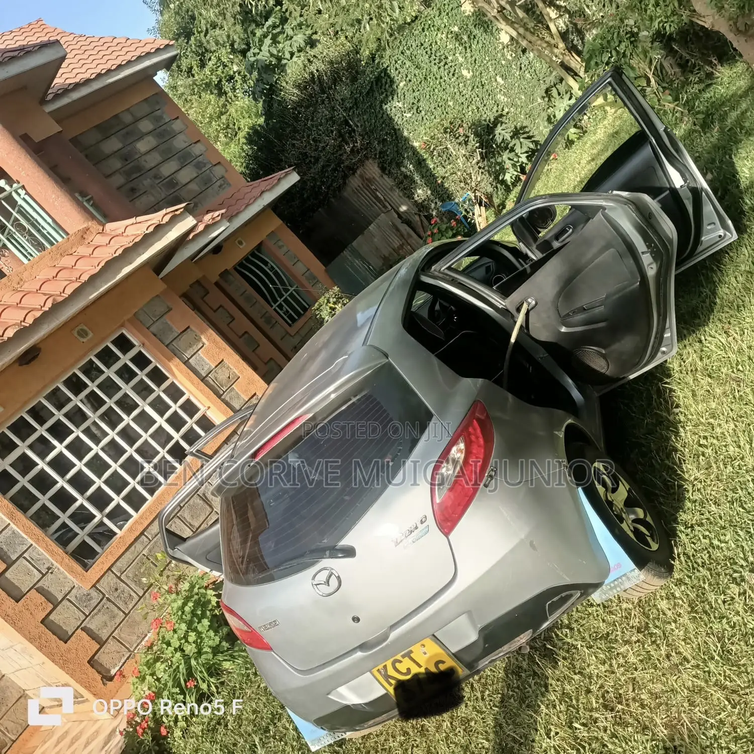 Mazda Demio 2012 Gray