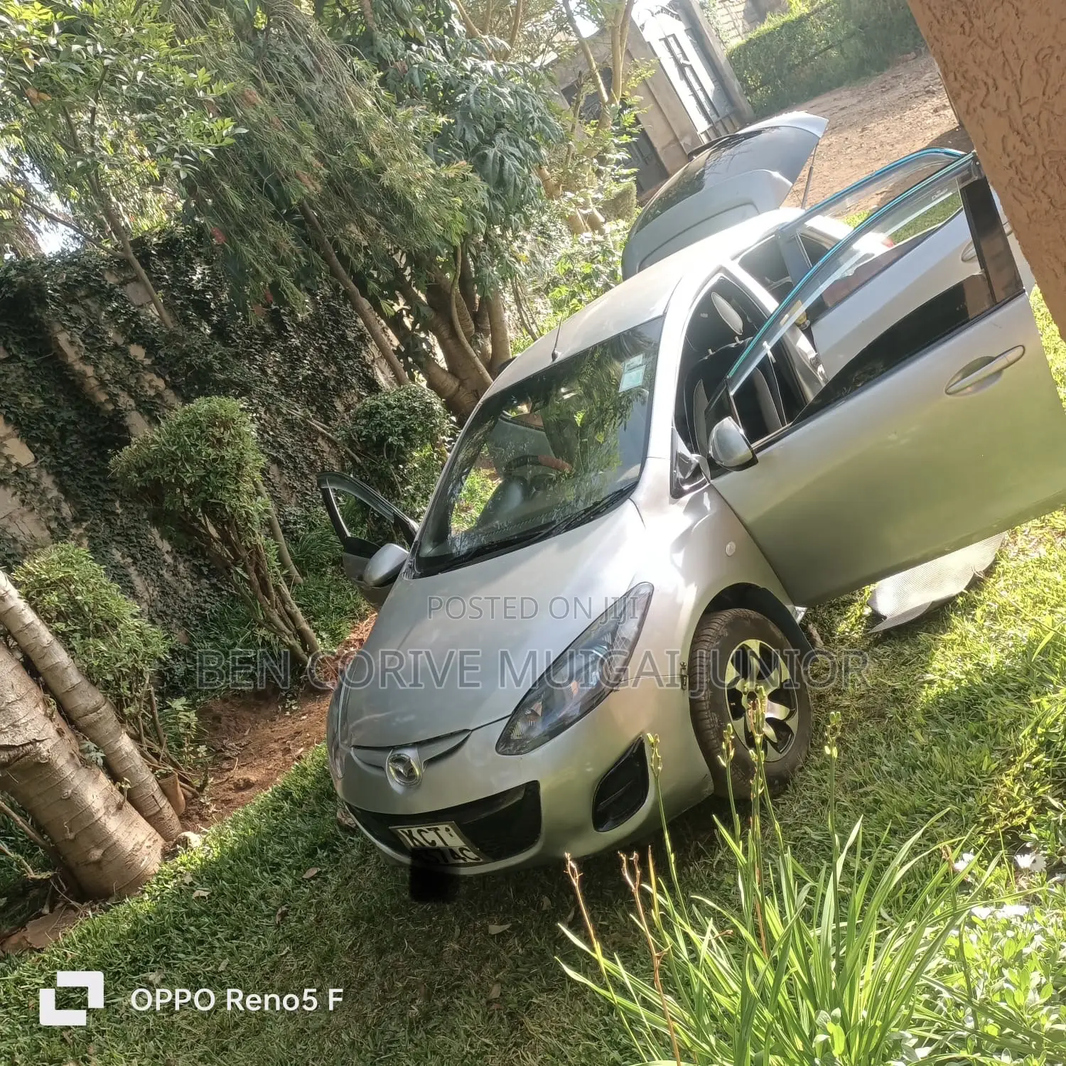 Mazda Demio 2012 Gray