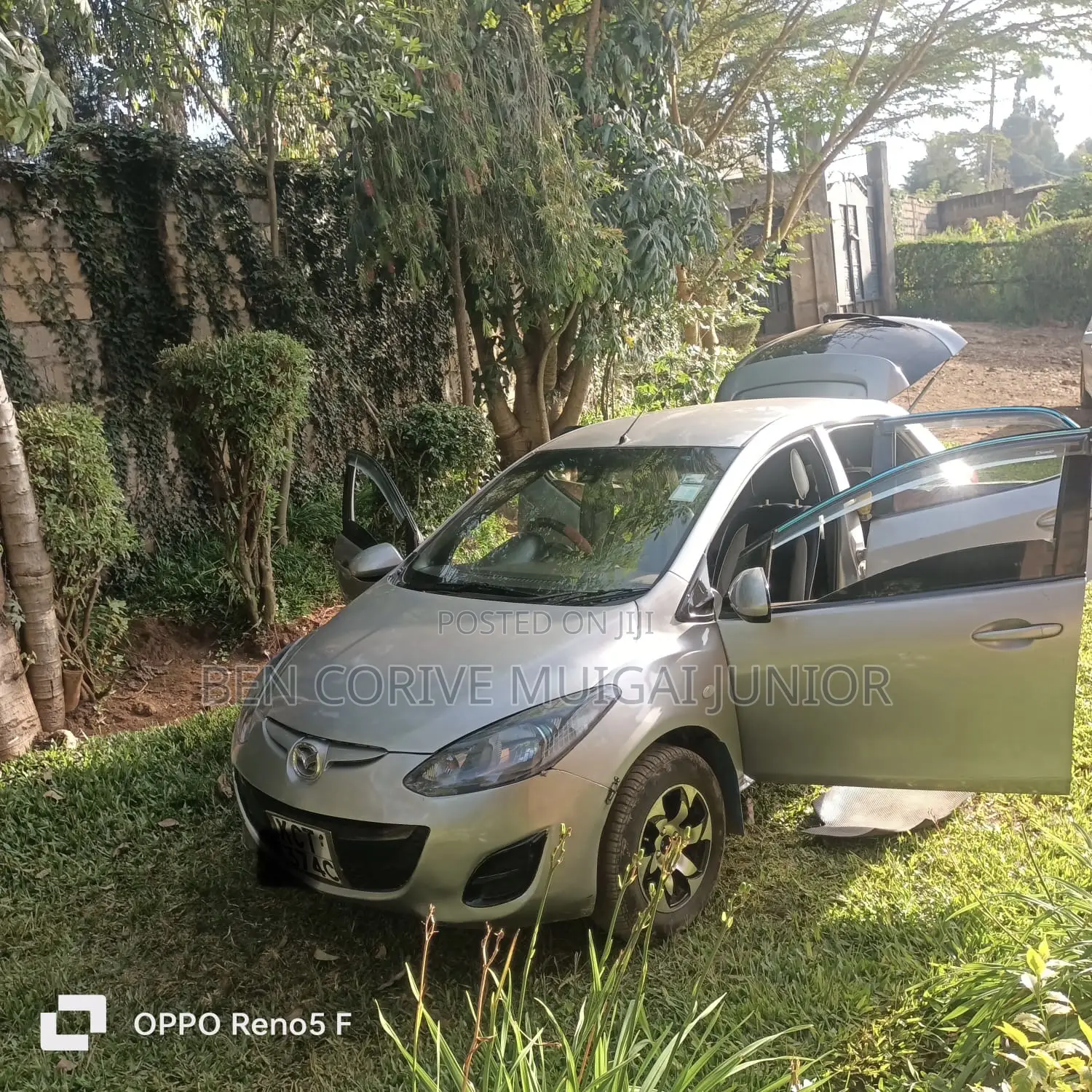 Mazda Demio 2012 Gray