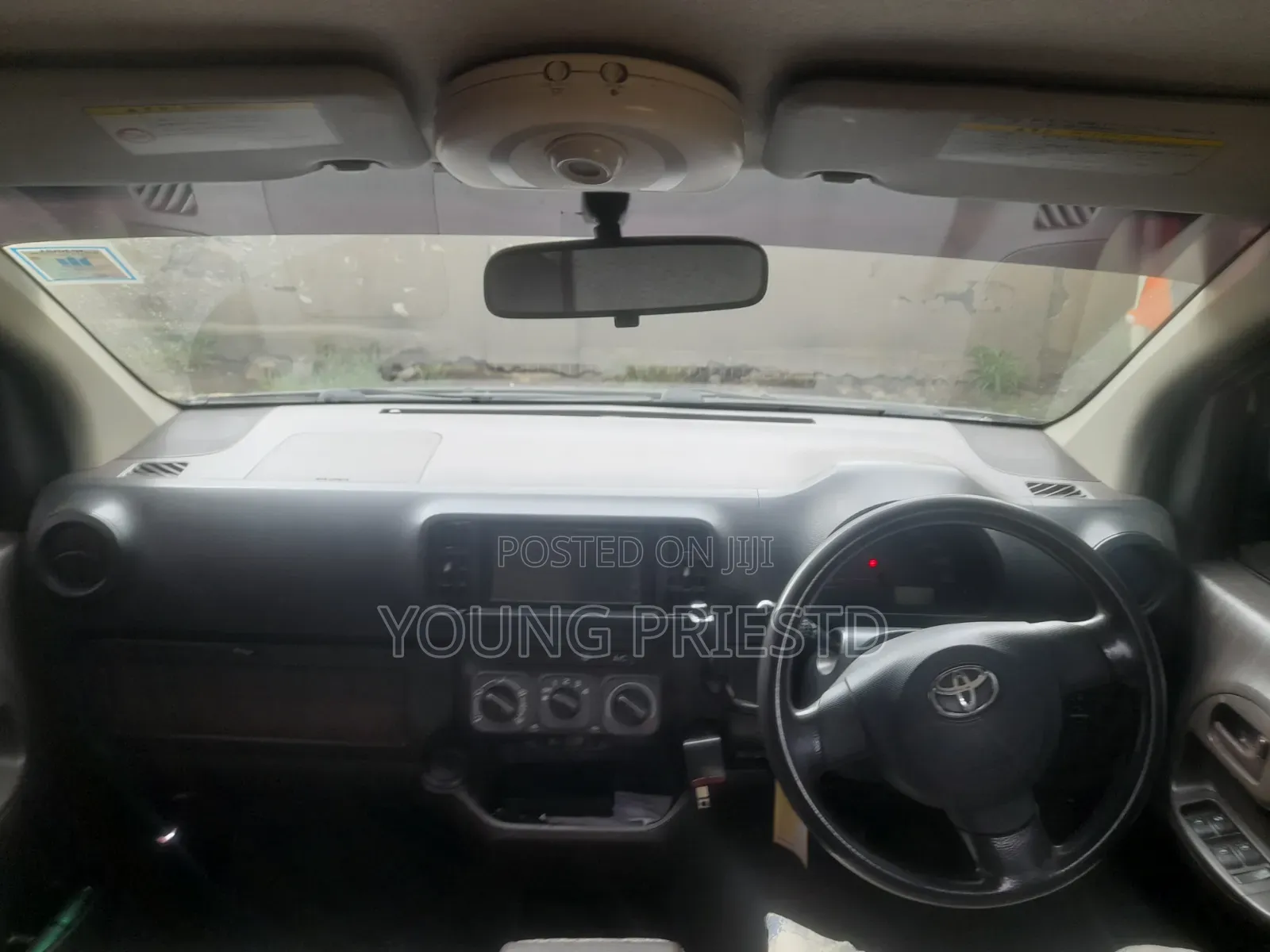 Toyota Passo 2012 Gray