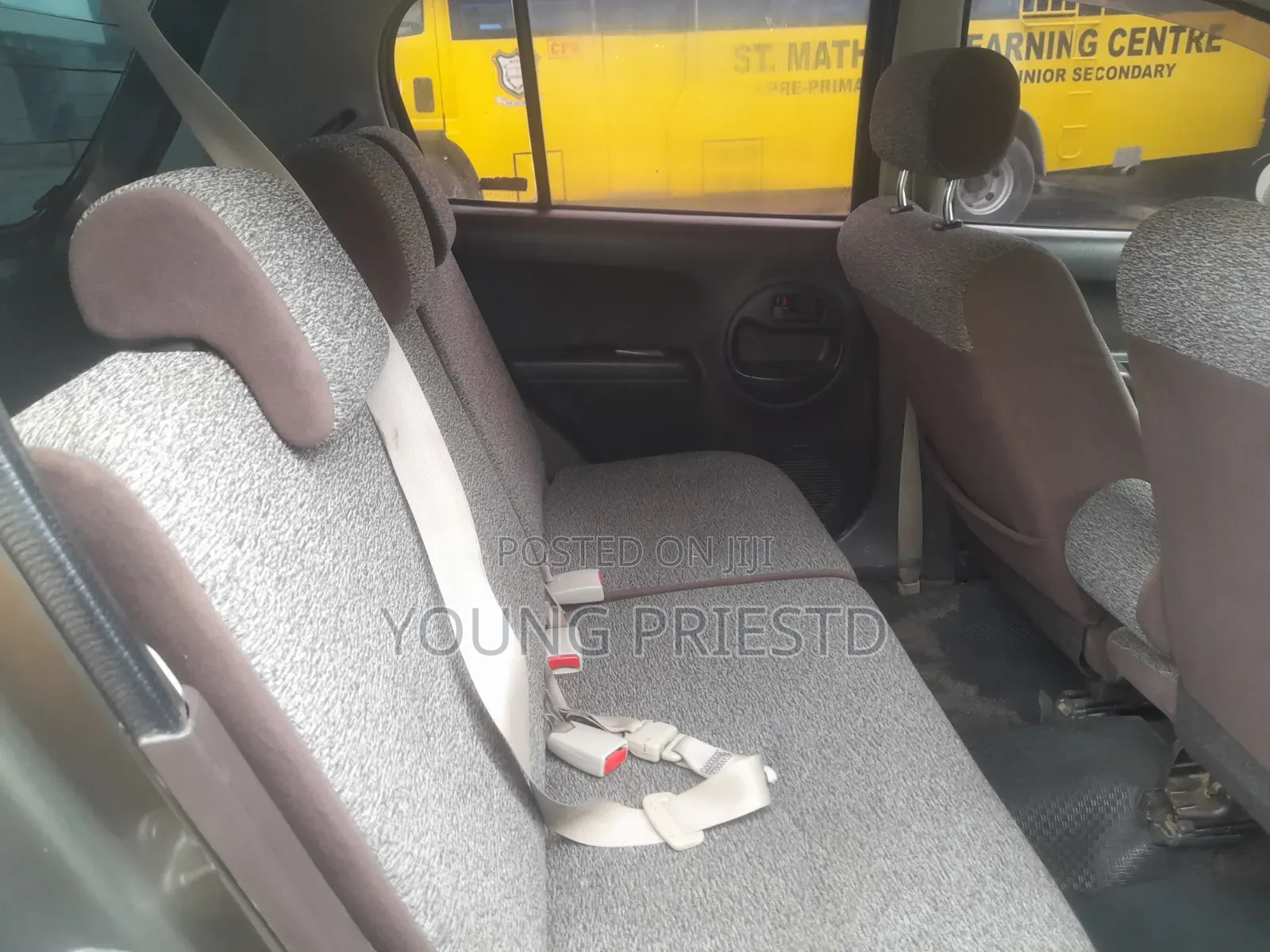 Toyota Passo 2012 Gray