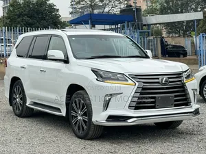 Lexus LX 2019 White