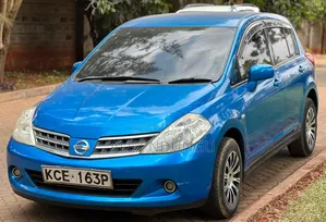 Nissan Tiida 2009 Blue