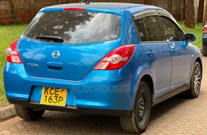 Nissan Tiida 2009 Blue