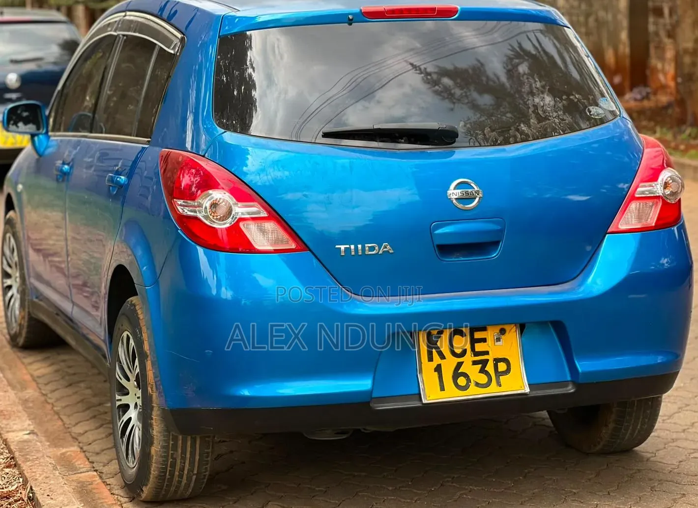 Nissan Tiida 2009 Blue