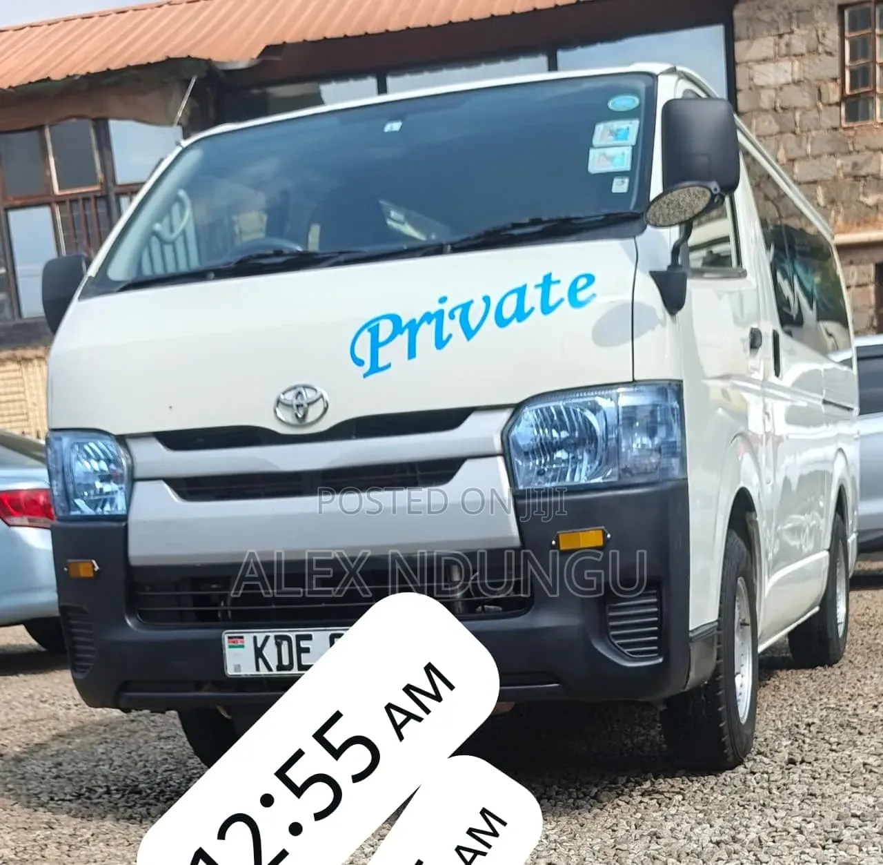 Toyota HiAce 2014 White