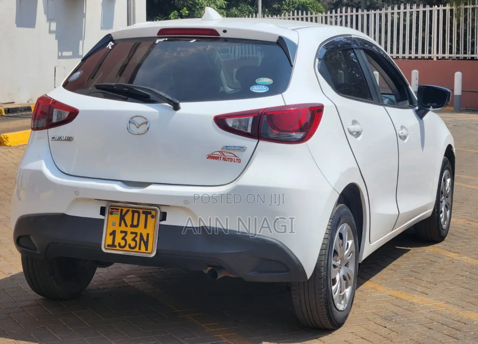 Mazda Demio 2018 Pearl