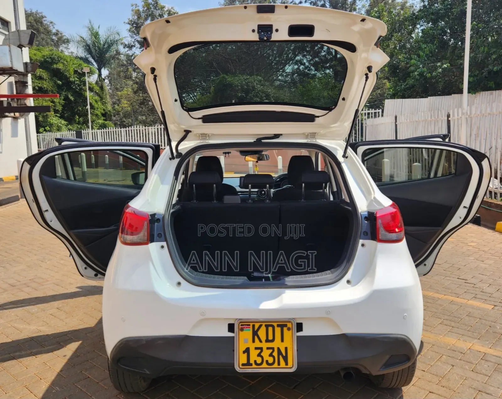 Mazda Demio 2018 Pearl