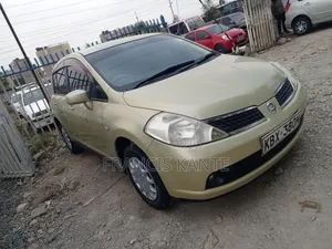 Nissan Tiida 2007