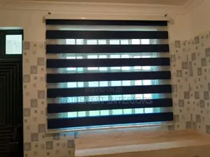 The Perfect Balance of Privacy and Light Horizontal Office Blinds