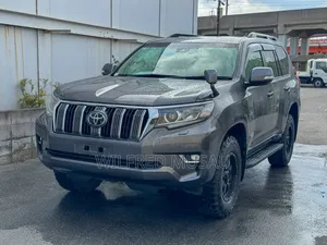 Toyota Land Cruiser Prado 2021 Gold