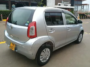 Toyota Passo 2015 Silver