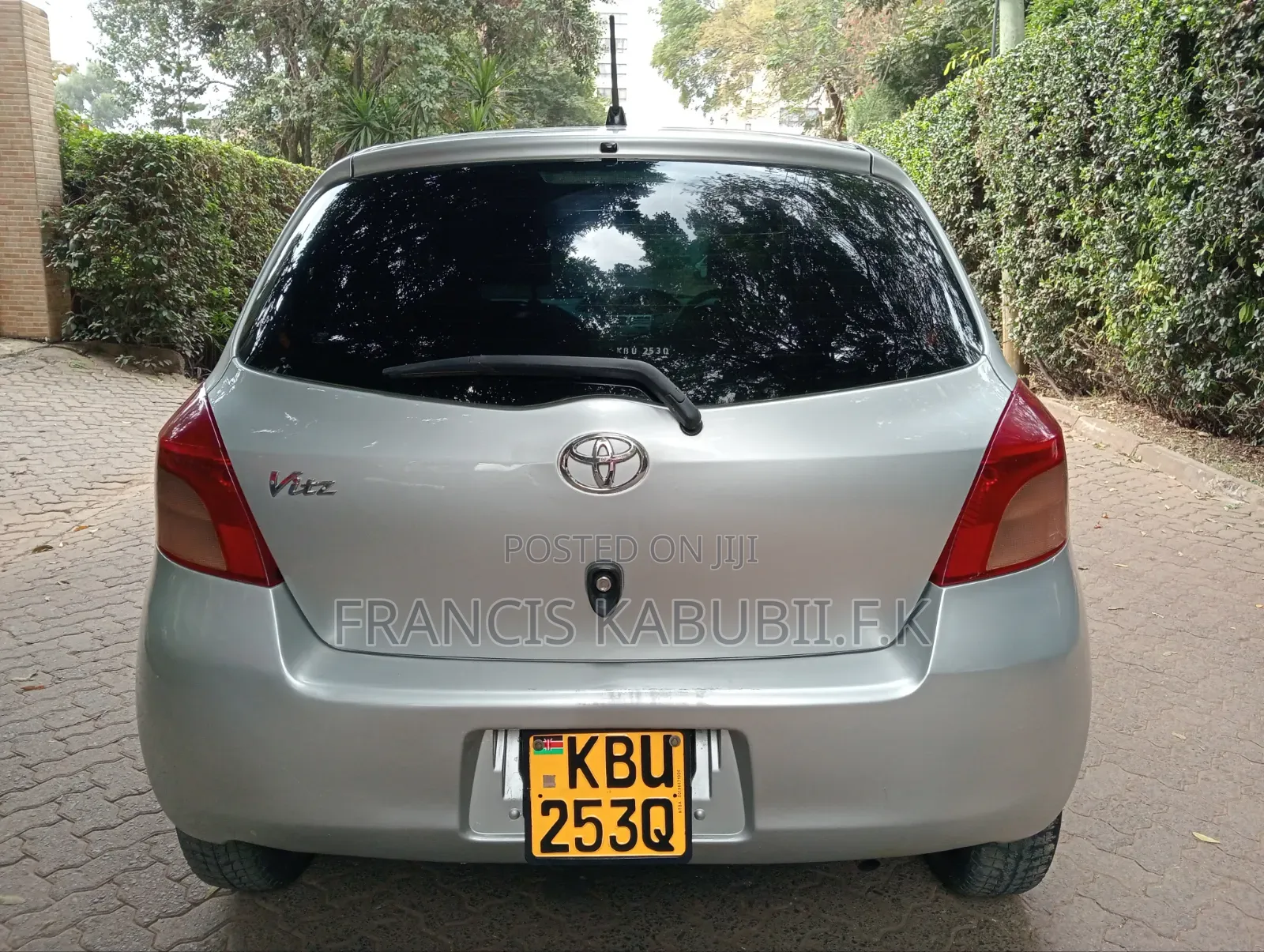 Toyota Vitz 2006 Silver