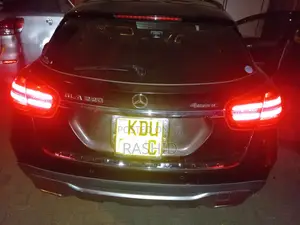 Mercedes-Benz CLA-Class 2018 Brown