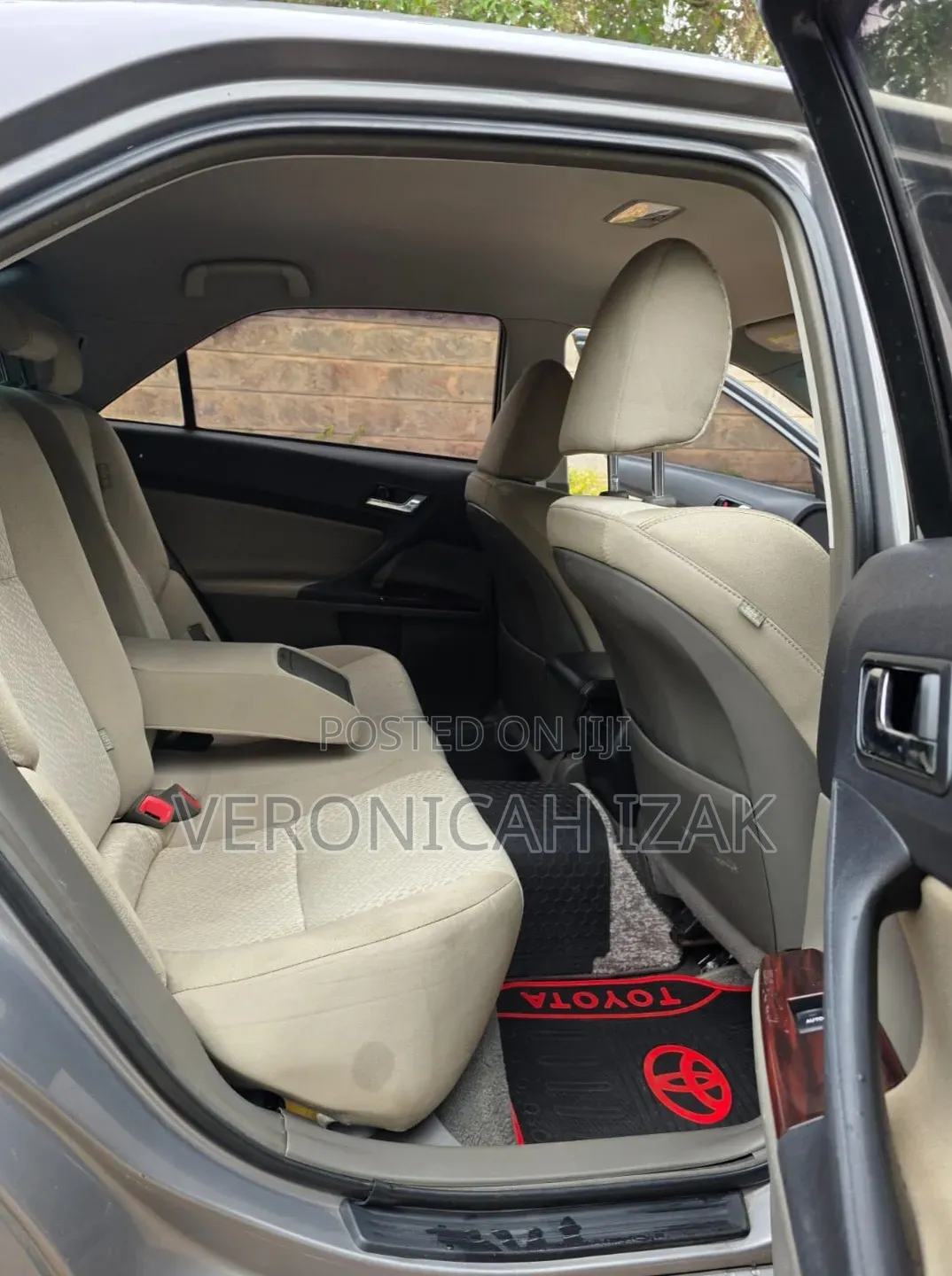 Toyota Mark X 2010 Silver