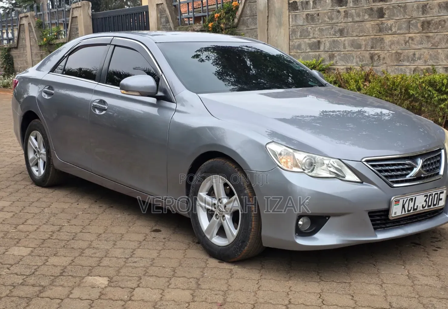 Toyota Mark X 2010 Silver