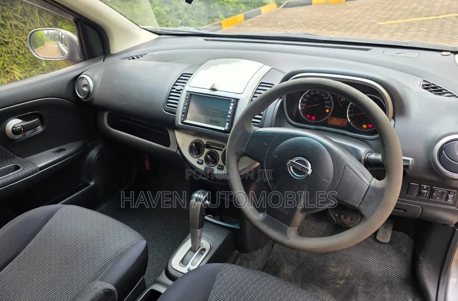 Nissan Note 2010 Gray