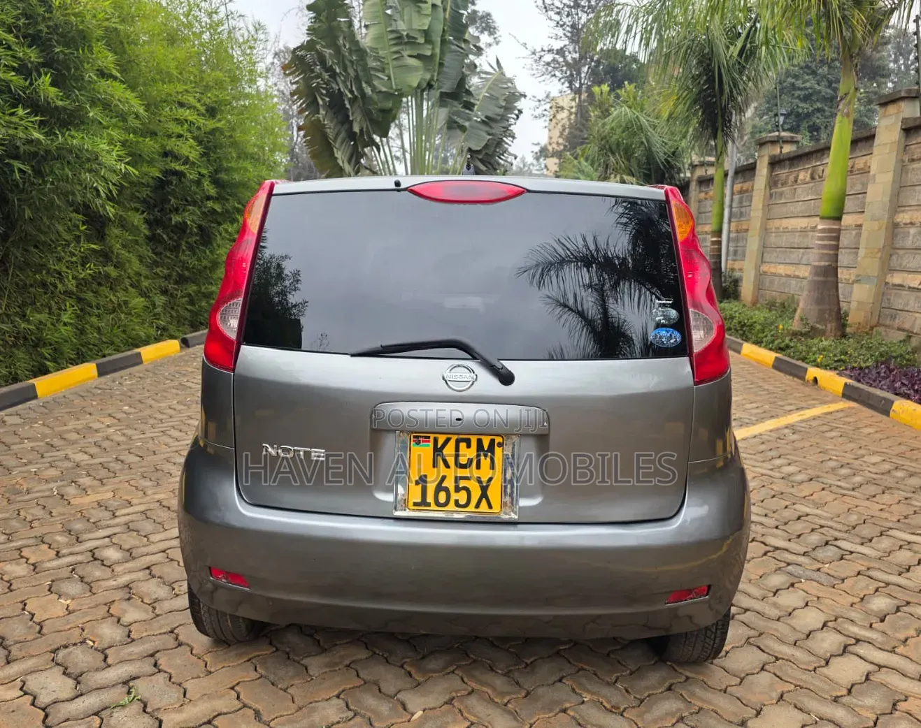 Nissan Note 2010 Gray