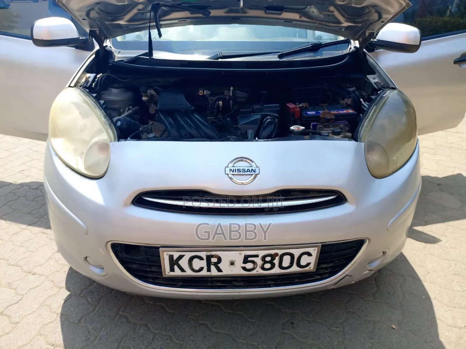 Nissan March 2011 Silver