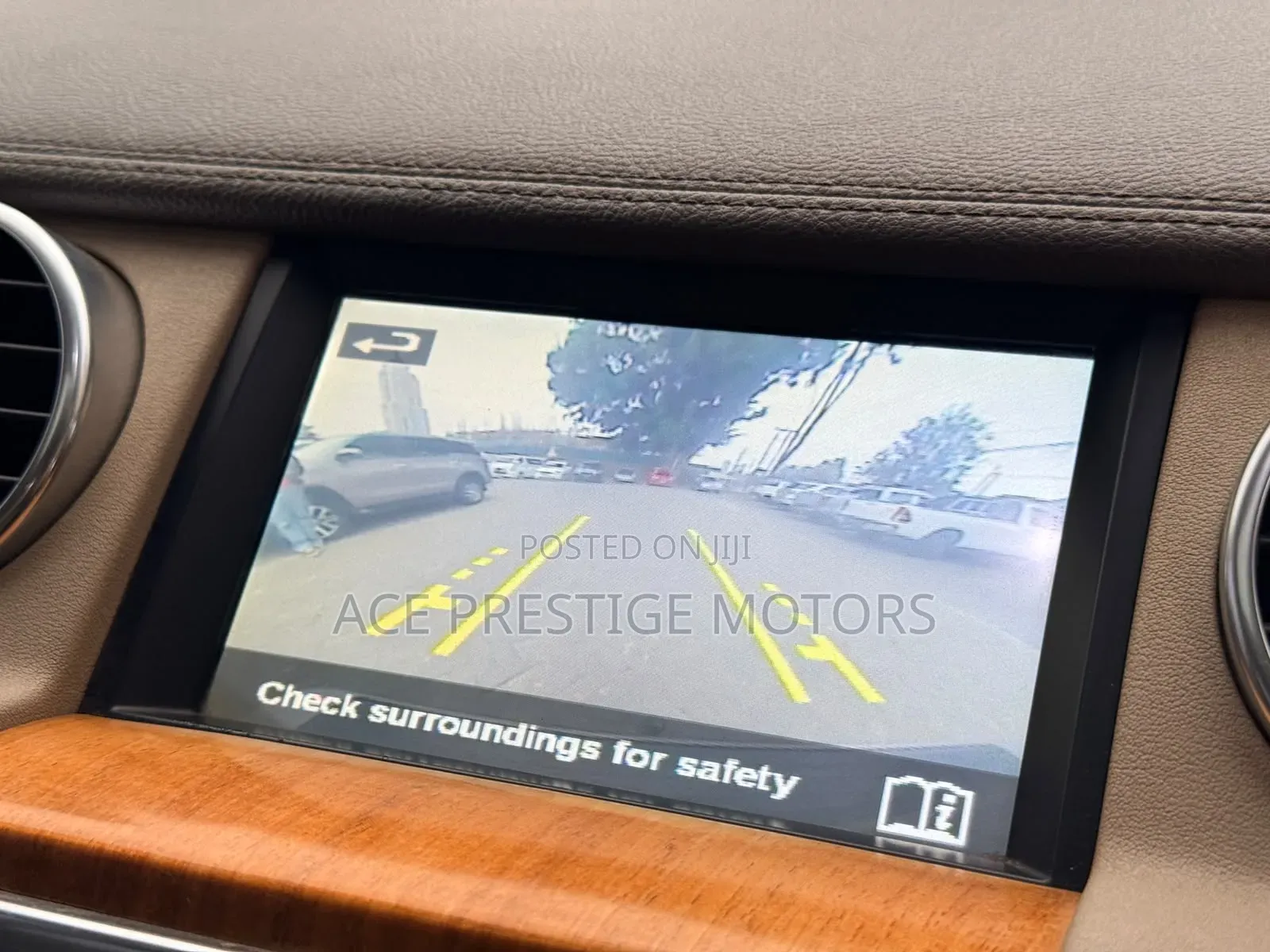 Land Rover Discovery 2015 Silver