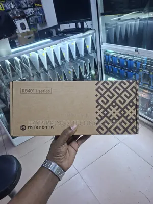 Microtik RB4011