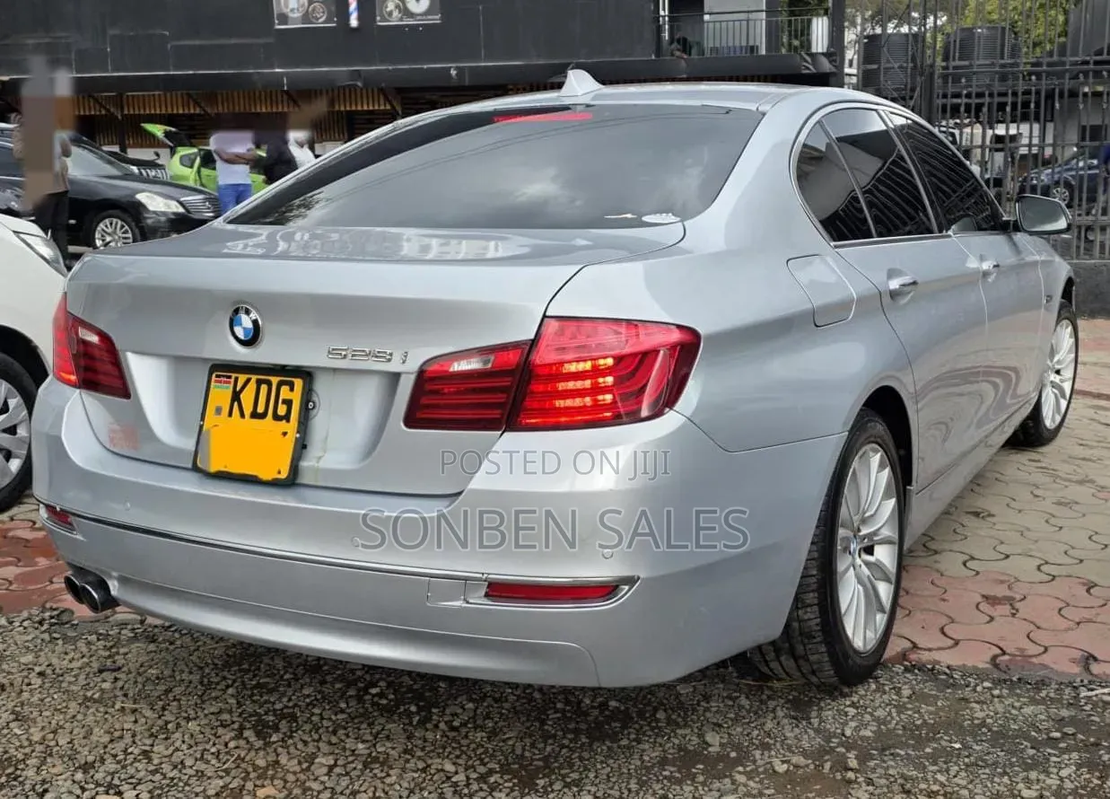 BMW 528i 2014 Silver