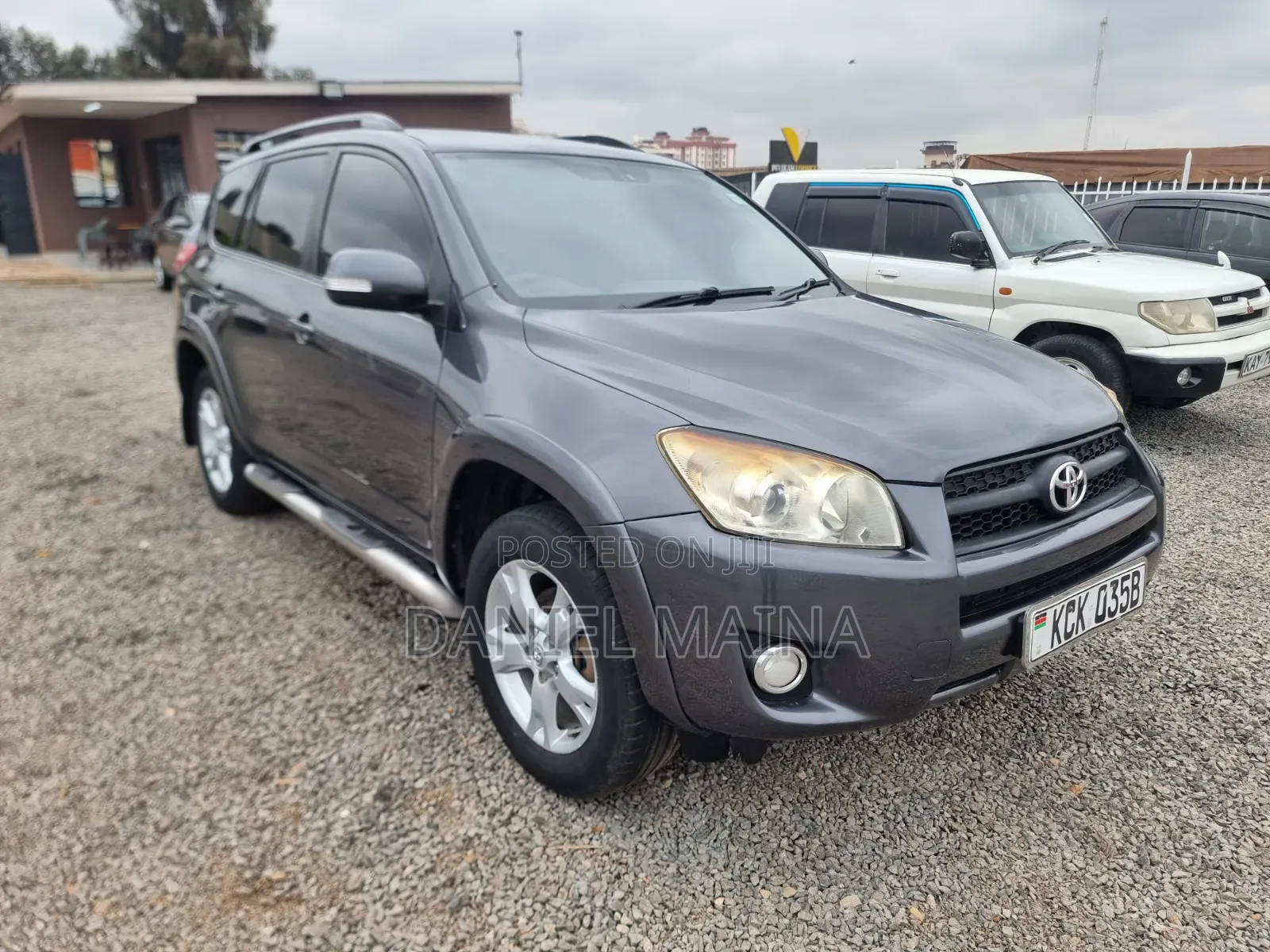 Toyota RAV4 2010 Gray