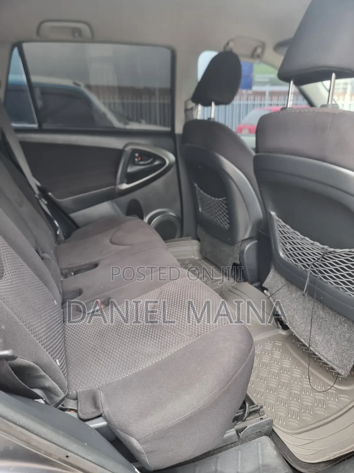 Toyota RAV4 2010 Gray