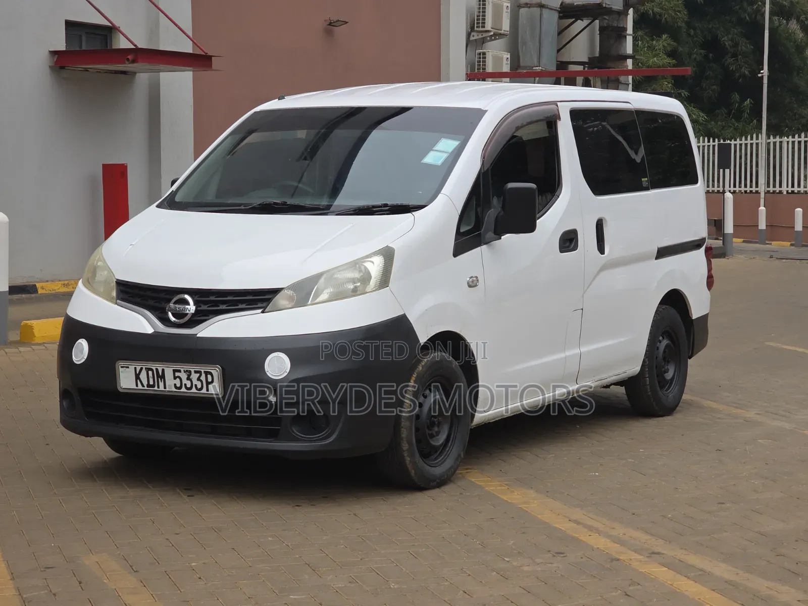 Nissan NV200 2015 White