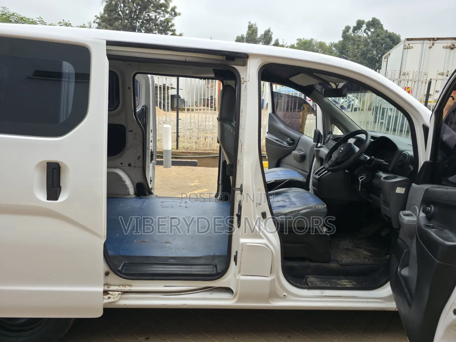 Nissan NV200 2015 White