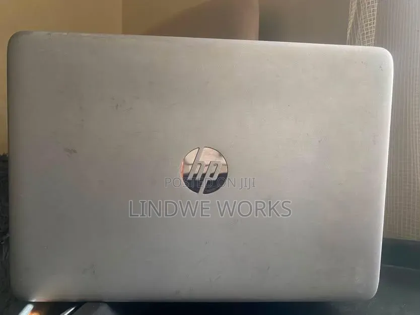 Laptop HP EliteBook 840 G3 8GB Intel Core i5 SSHD+SSD 256GB