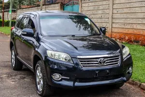 Toyota Vanguard 2012 Black