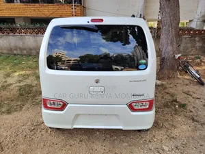 Suzuki Wagon 2019 White