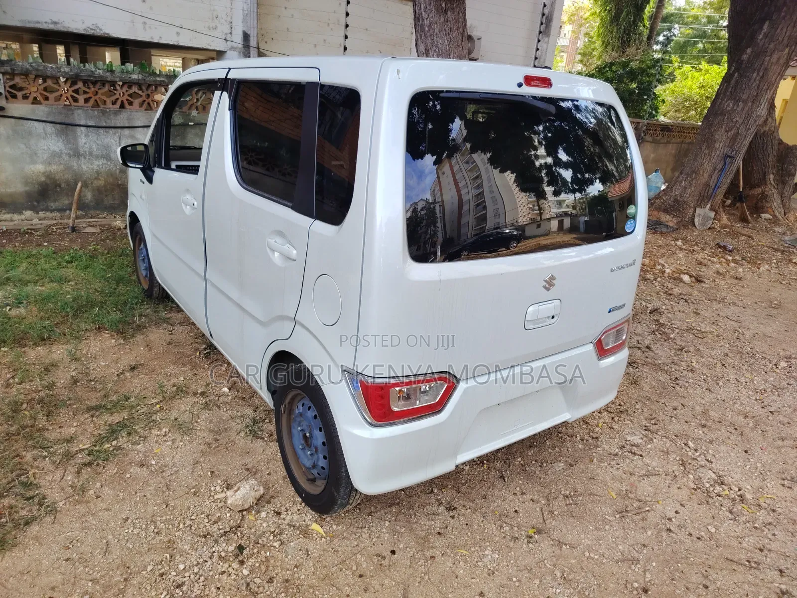 Suzuki Wagon 2019 White