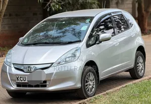 Honda Fit 2012 Silver