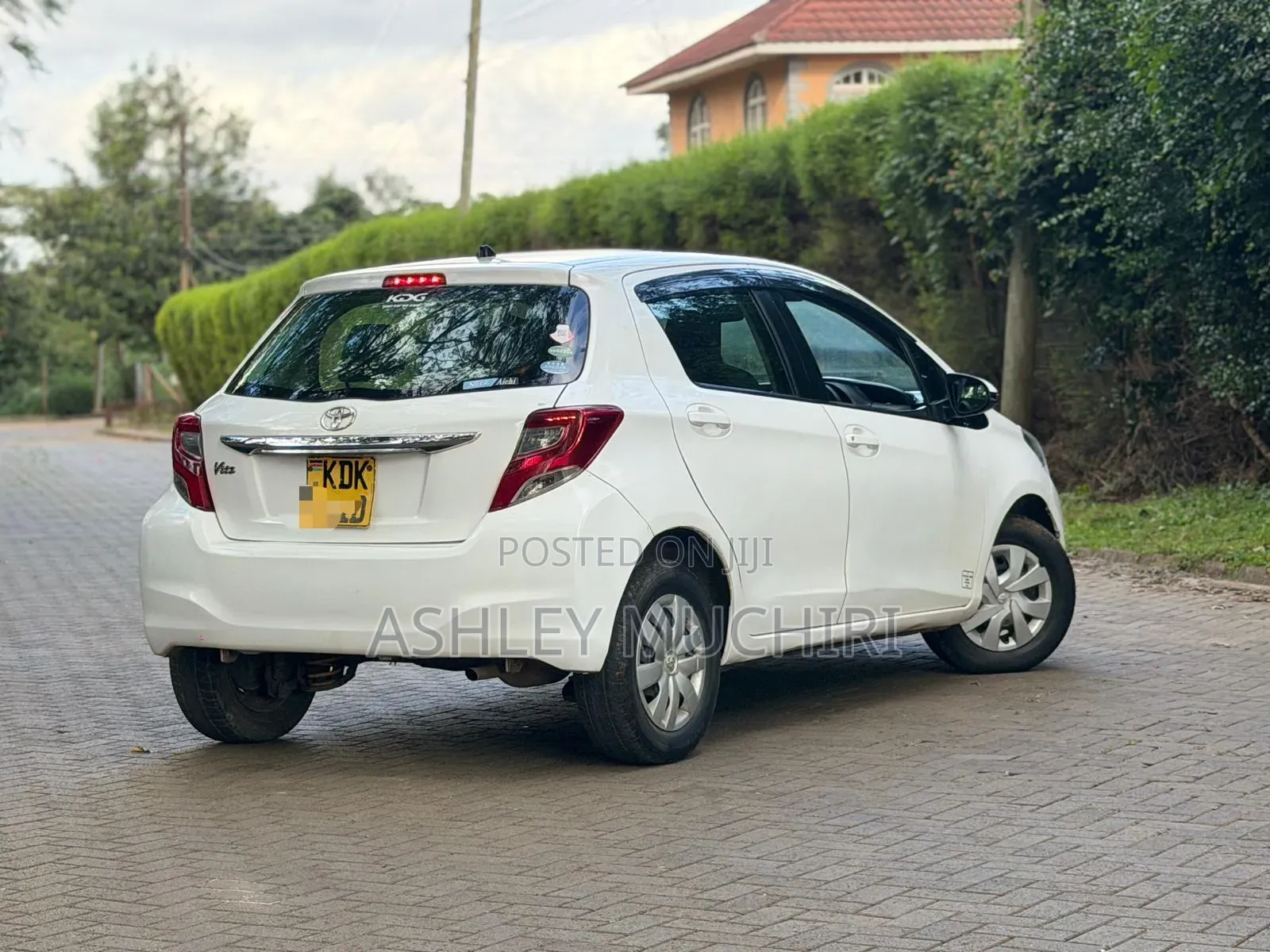 Toyota Vitz 2015 White