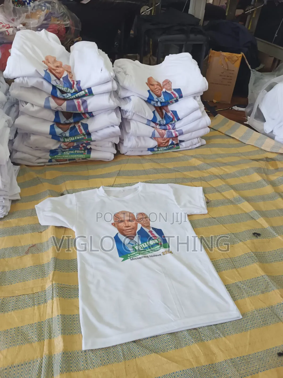 Branded Campaign Roundnecks