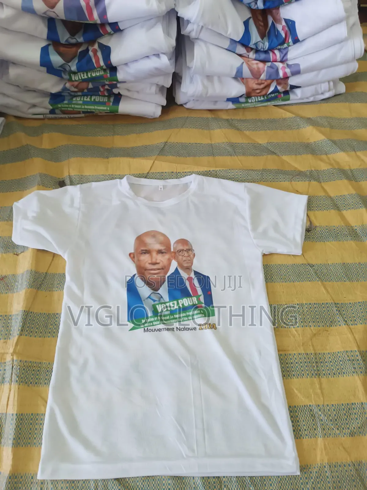 Branded Campaign Roundnecks