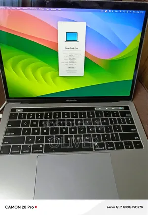 Laptop Apple MacBook Pro 2018 8GB Intel Core 5 SSD 256GB