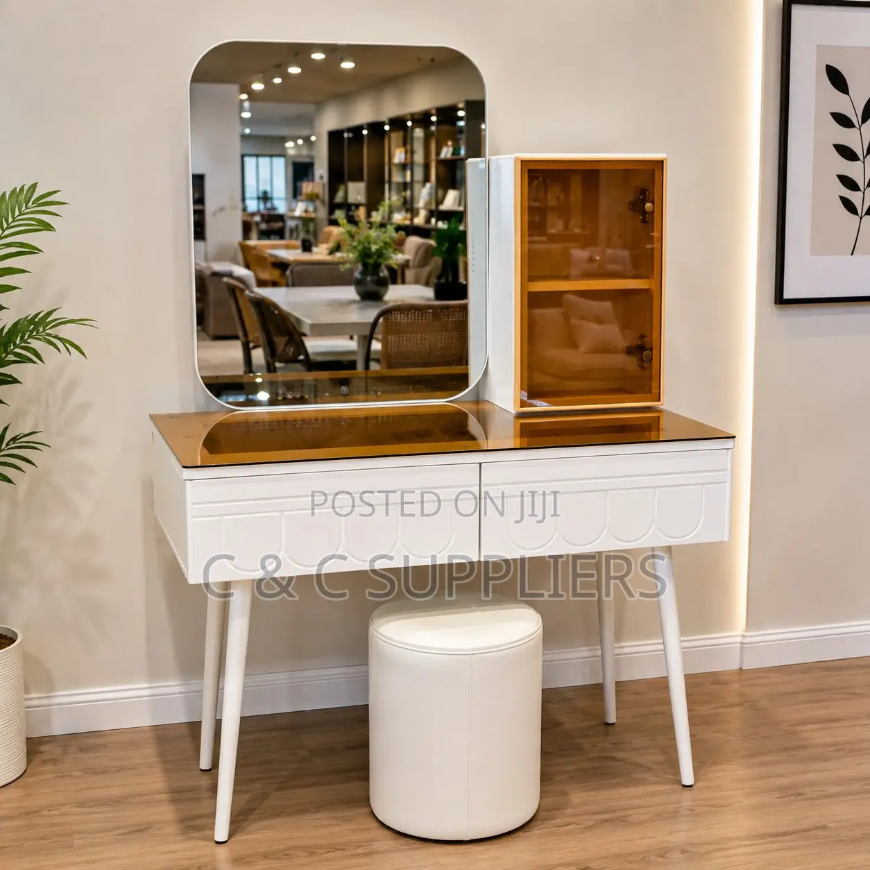 Modern Imported Vanity Table With Led Lights