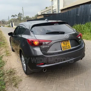 Mazda Axela 2018 Gray