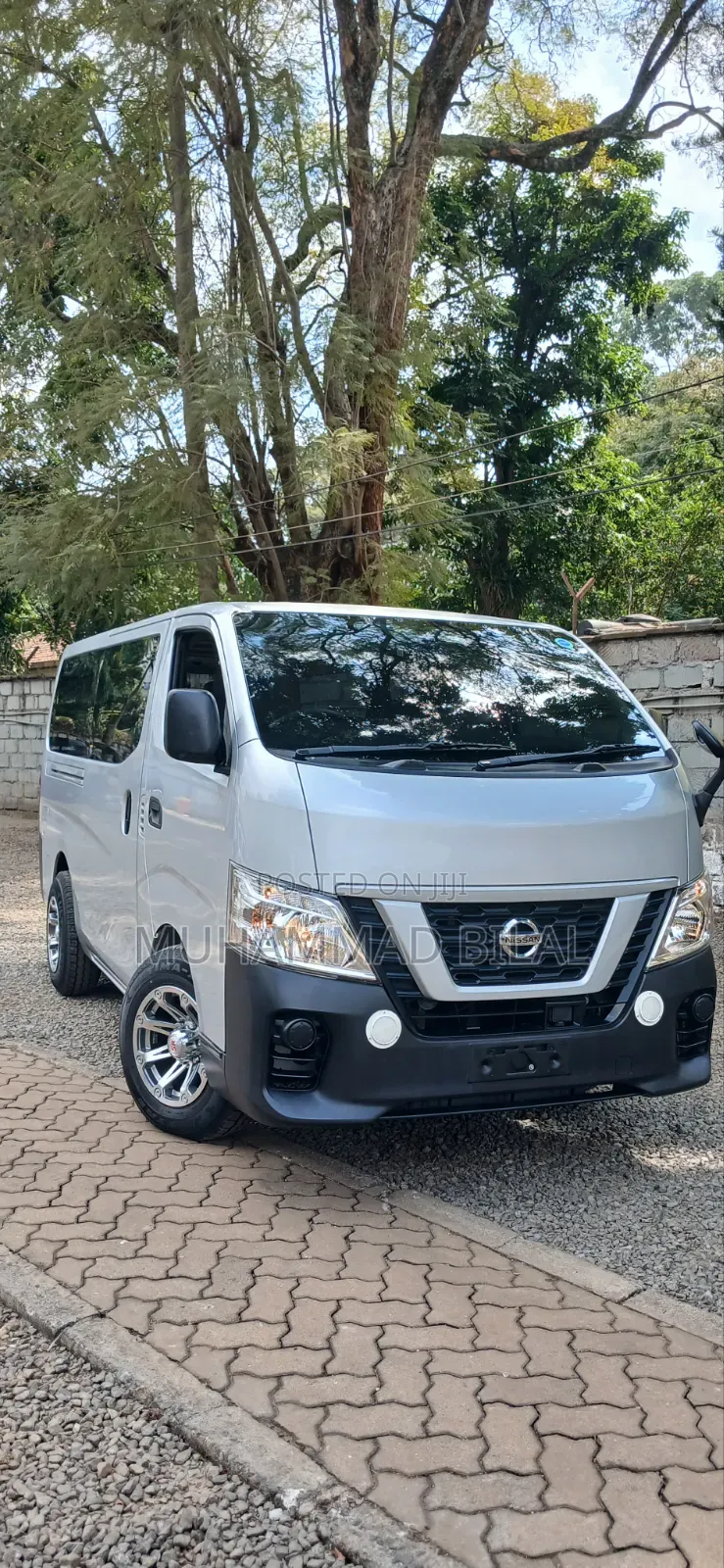 Nissan Caravan (Urvan) 2019 Silver