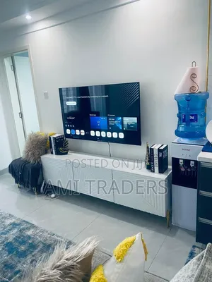 White 6ft TV Stand (72 Inches)