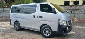 Nissan Caravan (Urvan) 2019 Silver