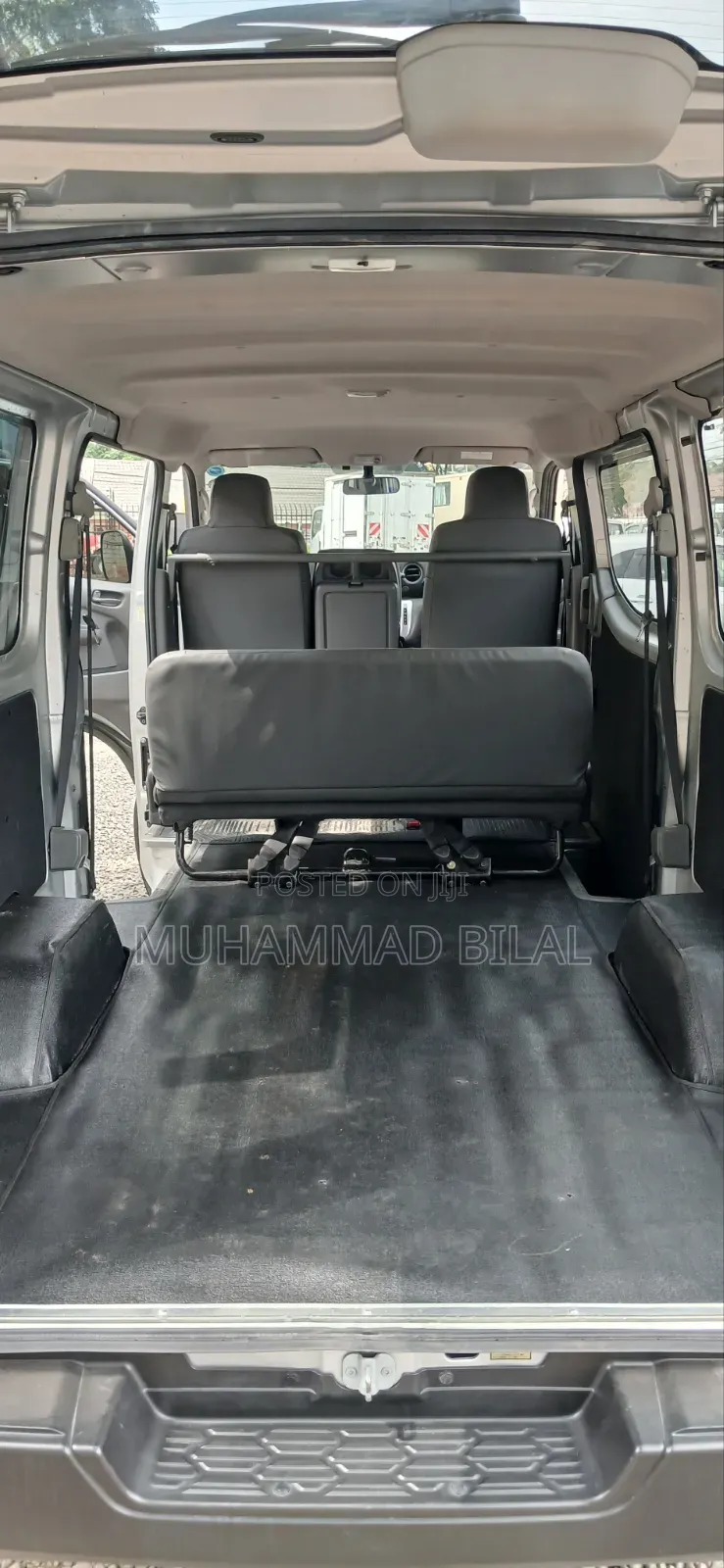 Nissan Caravan (Urvan) 2019 Silver